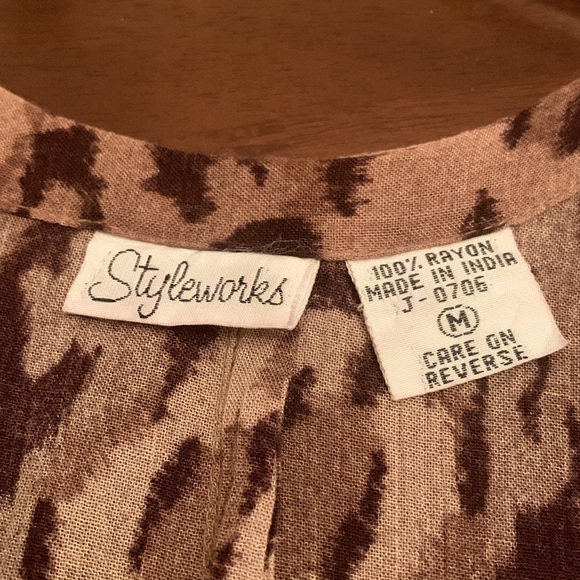 Stylework  Dress - Picture 4 of 4